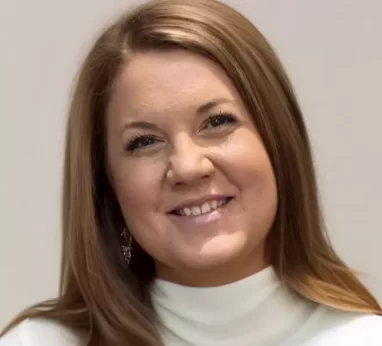 Cara Turek St. Louis Realtor